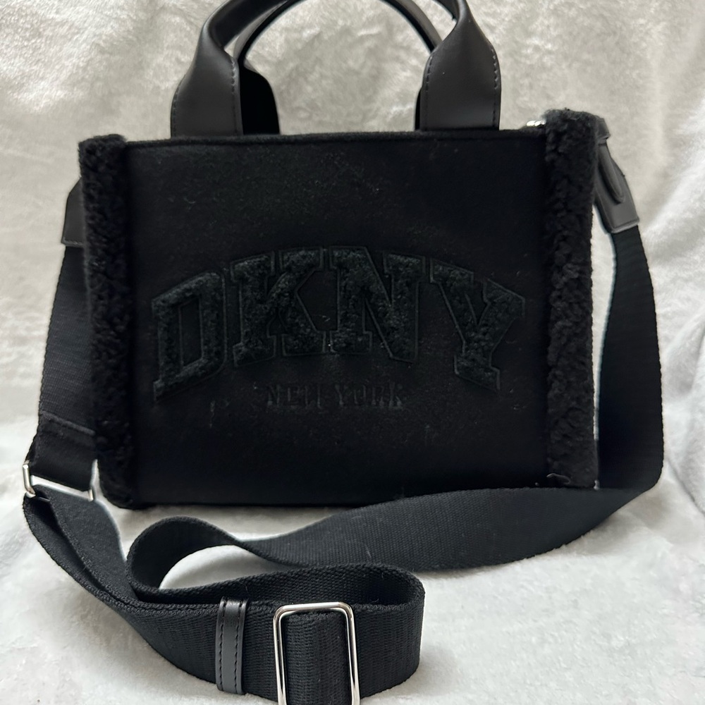 Brand New DKNY Black Hadlee SM Tote Bag with Tag